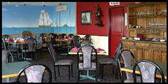 Schooners Bar & Grill - Accommodation Cairns 1