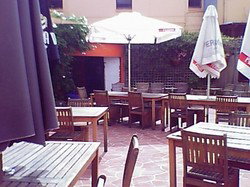 Barkers Wine Bar - Accommodation Cairns 3