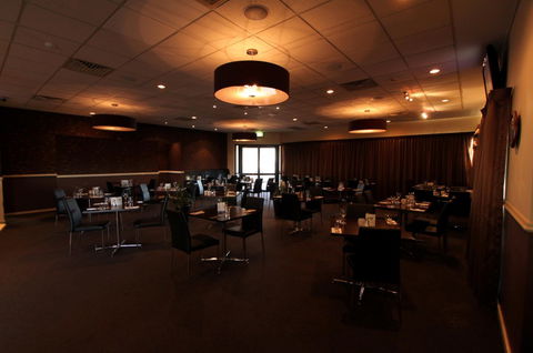 The Firehouse Bar And Restaurant - Accommodation Cairns 0