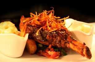 The Firehouse Bar And Restaurant - Accommodation Cairns 2