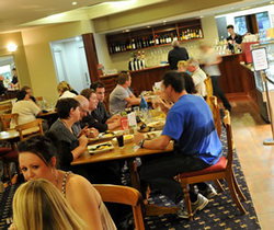 National Hotel Bendigo - Accommodation Cairns 0