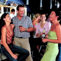 Royal Hotel Sunbury - Accommodation Cairns 0