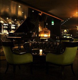 Trademark Hotel Lounge Bar And Piano Room - Accommodation Cairns 0