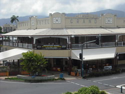 Grand Hotel - Accommodation Cairns 2