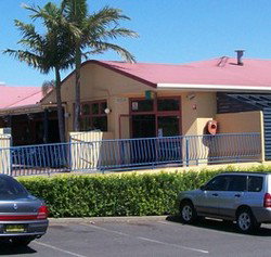 Tacking Point Tavern - Accommodation Cairns 3