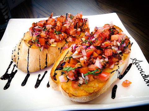 Accordion Cafe & Restaurant - Accommodation Cairns 0