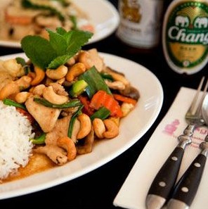 Eagle Thai - Accommodation Cairns 0