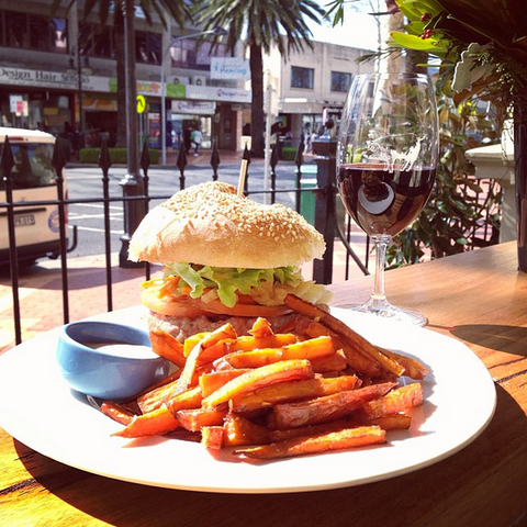The Pig & Tinder Box - Accommodation Cairns 2