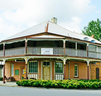 Victoria Hotel - Accommodation Cairns