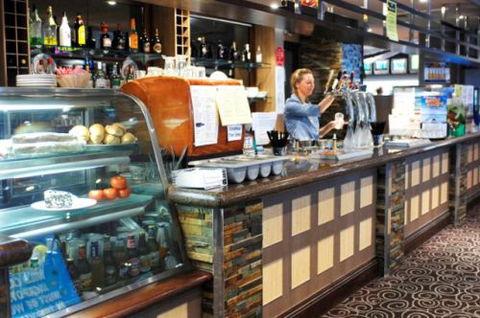 Hoppers Club - Accommodation Cairns 8