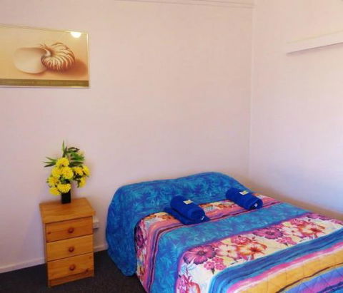 Billabong Hotel/Motel Cunnamulla - Accommodation Cairns 3