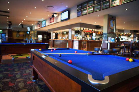 Merrimac Tavern - Accommodation Cairns 0