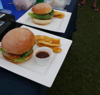 Bushland Beach Tavern - Accommodation Cairns