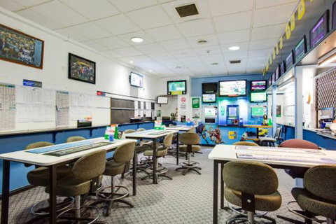 Taree Leagues Sports Club - Accommodation Cairns 1