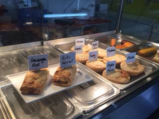 Colonial Corner Takeaway - Accommodation Cairns 1