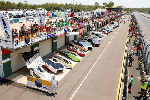Bridgestone World Solar Challenge - Accommodation Cairns 0