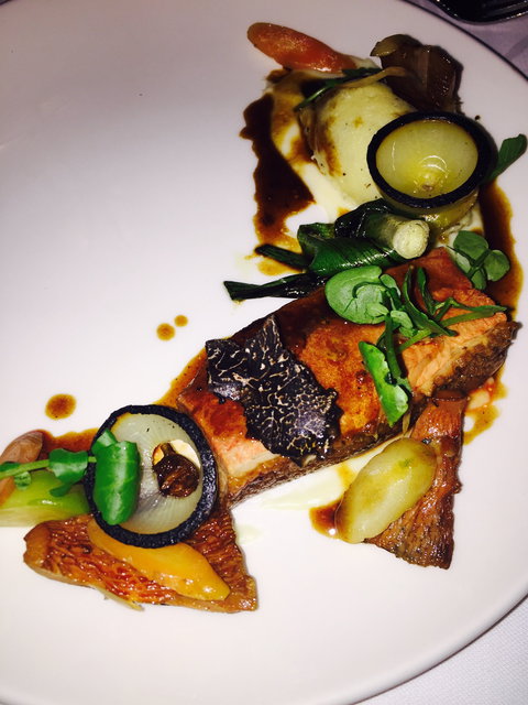 Feast And Forage - Craig's Royal Hotel - Accommodation Cairns 2