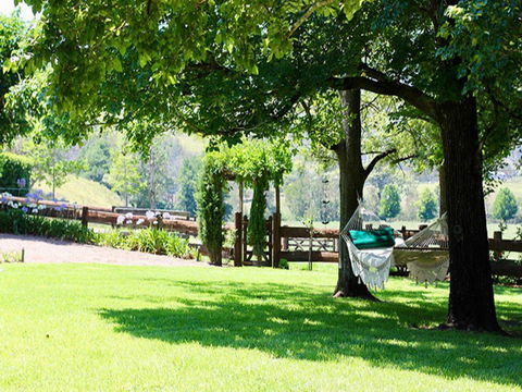 The Paterson Allyn Garden Ramble - Accommodation Cairns 0