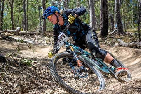 Fox Superflow Sealed By Stan's Race | Nerang - Accommodation Cairns 1