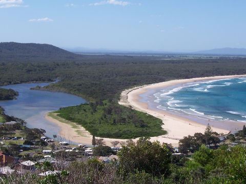 Head To Head Walk Run - Accommodation Cairns 0