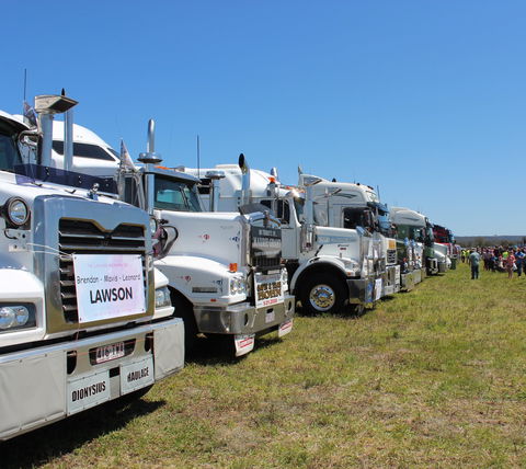 Lights On The Hill Memorial Convoy - Accommodation Cairns 2