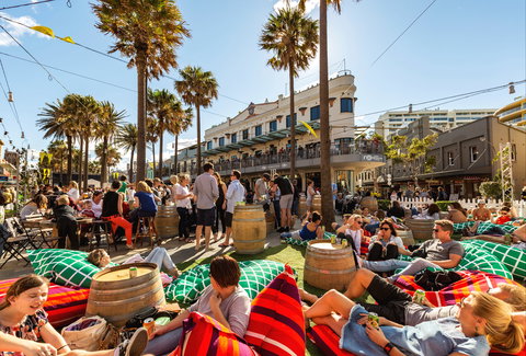 Manly Jazz - Accommodation Cairns 2