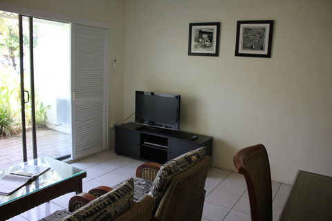Beachfront Terraces - Accommodation Cairns 2