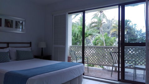 Beachfront Terraces - Accommodation Cairns 6