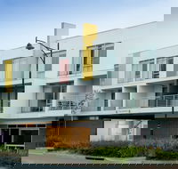 Mawson Lakes Hotel  Function Centre - Accommodation Cairns