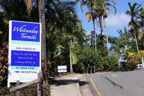 Whitsunday Terraces Hotel Airlie Beach - Accommodation Cairns 0