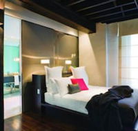 Establishment Hotel - Accommodation Cairns