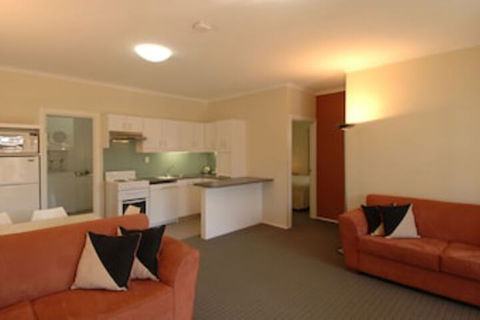 McLaren Vale Motel & Apartments - Accommodation Cairns 0