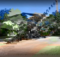 Bluestone Motor Inn - Accommodation Cairns