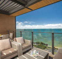 Oaks Redcliffe Mon Komo Suites - Accommodation Cairns