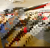 Space Hotel - Hostel - Accommodation Cairns