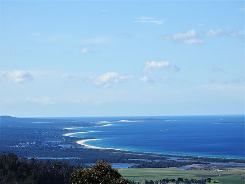 Lumera Chalets - Accommodation Cairns 3
