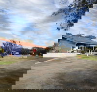 Emu Beach Chalets - Accommodation Cairns