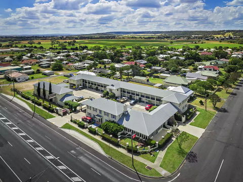 Coachman's Inn Warwick - Accommodation Cairns 0