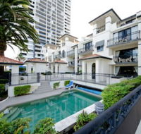 Island Beach Resort - Accommodation Cairns