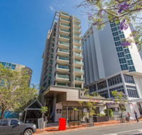 Quattro on Astor Apartments Brisbane by Restt - Accommodation Cairns