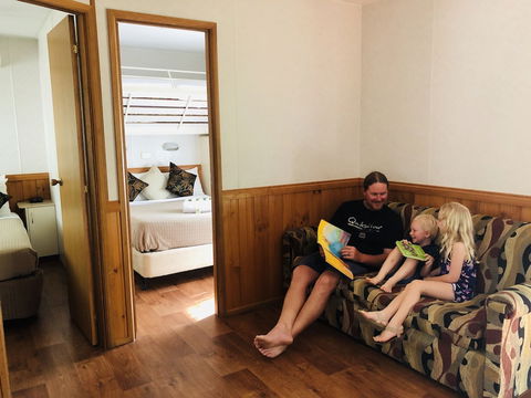 Nitmiluk Chalets - Accommodation Cairns 4