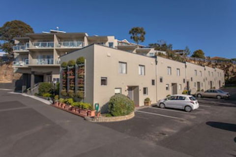 Bay View Villas - Accommodation Cairns 0