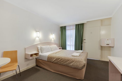 Alexander Motor Inn & Apartments - Accommodation Cairns 6