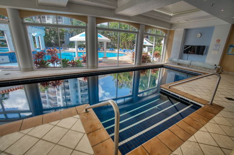 Bel Air On Broadbeach - Accommodation Cairns 4
