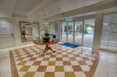 Bel Air On Broadbeach - Accommodation Cairns 6
