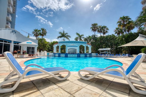 Bel Air On Broadbeach - Accommodation Cairns 5