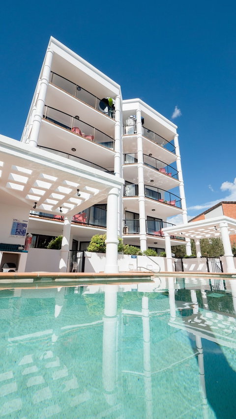Aegean Apartments - Accommodation Cairns 5