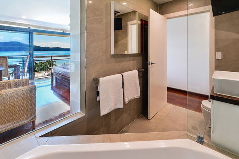 Beach Lodges - Accommodation Cairns 4