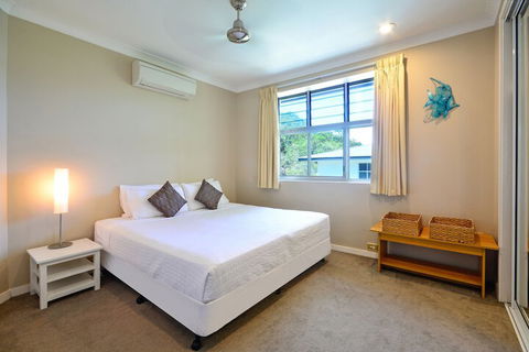 Beach Lodges - Accommodation Cairns 2