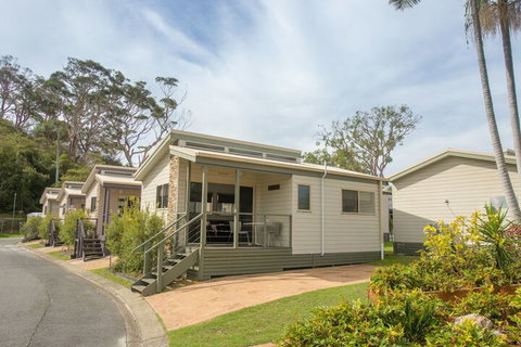 Halifax Holiday Park - Accommodation Cairns 1